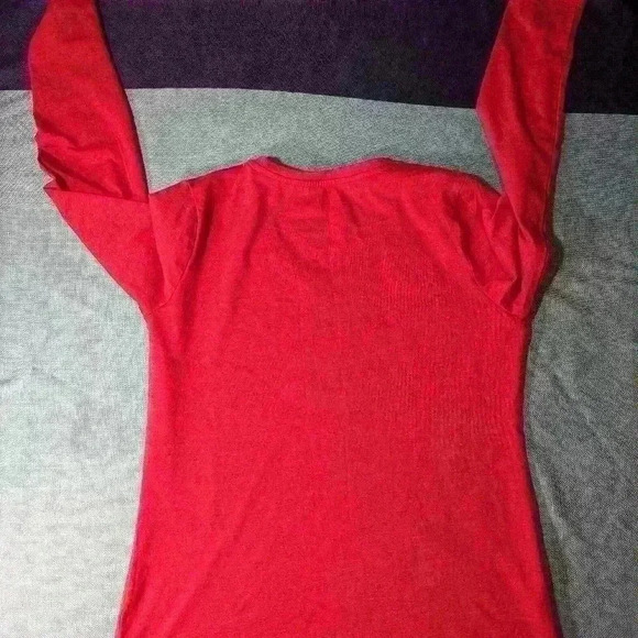 Eddie Bauer Long Sleeve Top - Size Medium - Picture 4 of 10